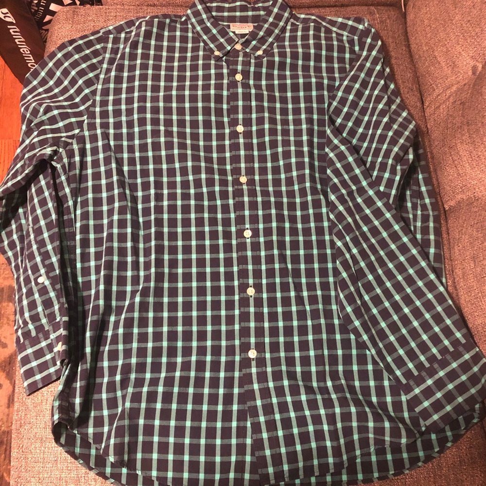 Men’s quality woven J.Crew button down